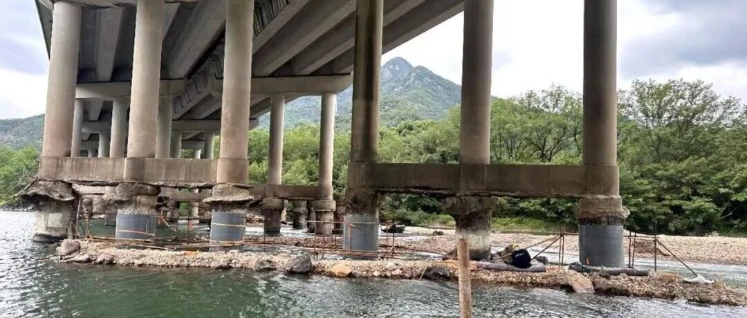 Underwater FRP Sleeve: Bridge Pier Repair